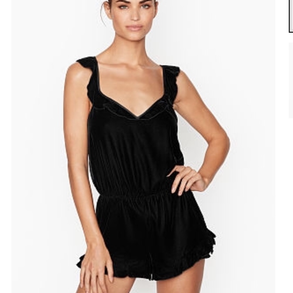 NWT Victoria’s Secret Velvet Romper - Picture 2 of 5